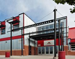 Ecole Lindsay Thurber Comp. High School